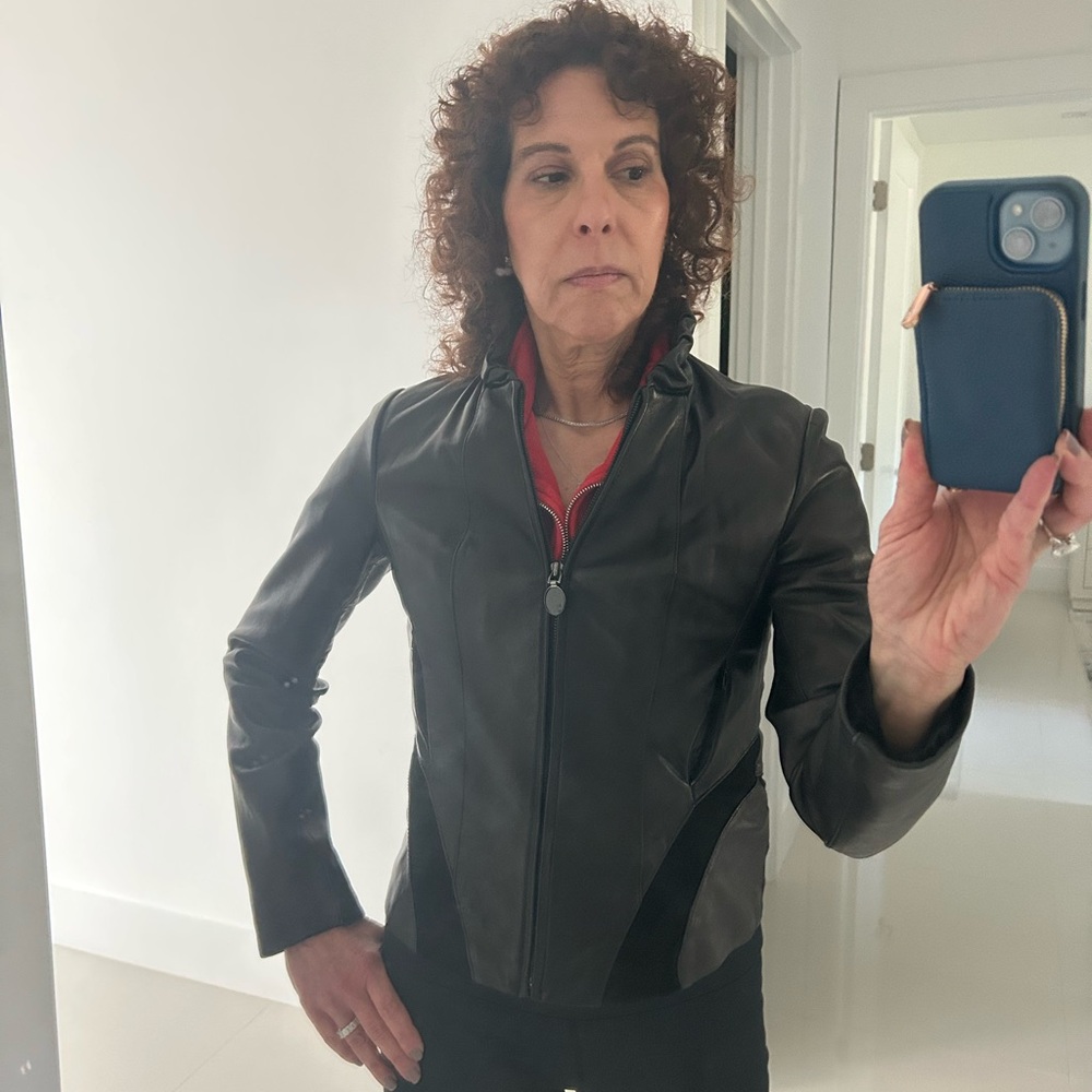 TAHARI Black  Leather Jacket